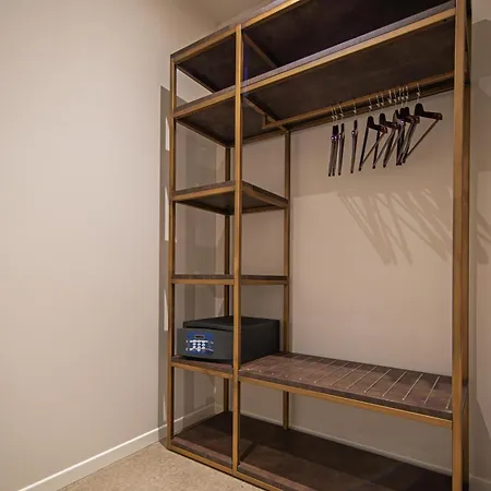 ゲストハウス Relax Luxury Rent モデナ